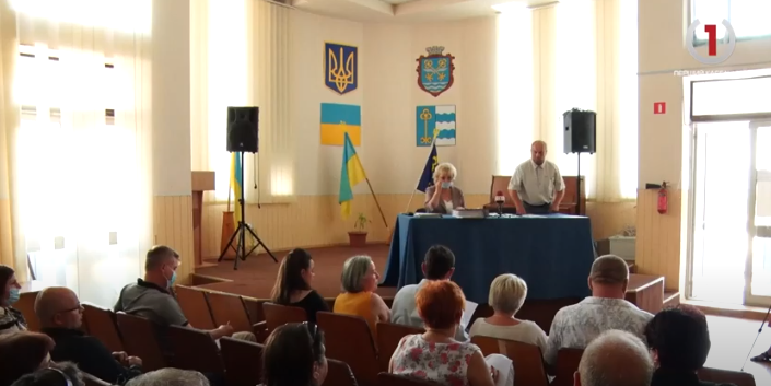 Питання сміття і ринковий спір: в Чопі засідали обранці міської ради (ВІДЕО)