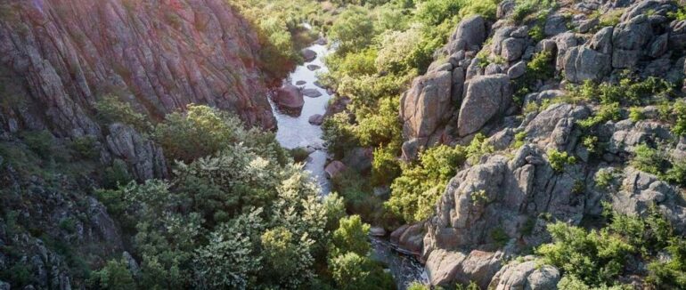 Там повинен побувати кожен турист: мальовничі каньйони України