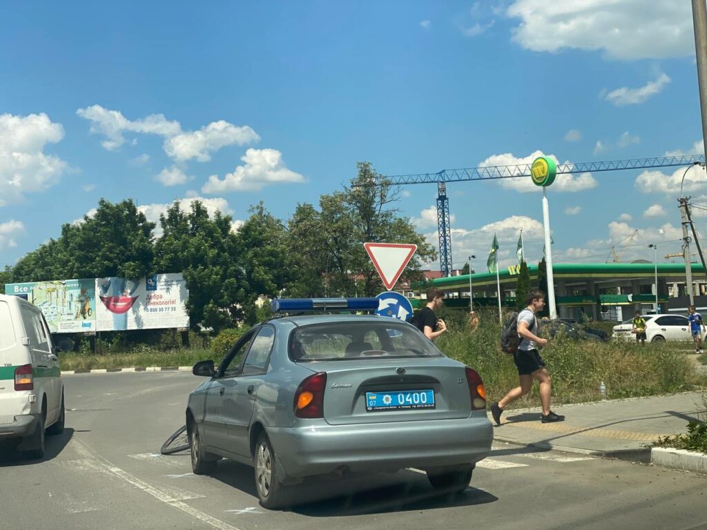 Ужгород, ДТП, авто, водій, велосипедист, дитина, пішохідний перехід