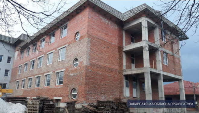 у Нижній Апші судитимуть службовця управління Закарпатської ОДА за зловживання службовим становищем