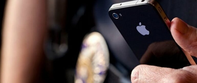 Двоє ужгородців з викраденого телефона перерахували з карткового рахунку  близько 110 тисяч гривень