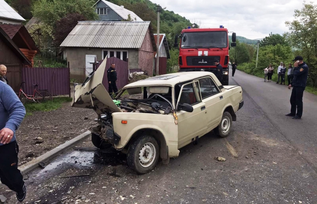 Смертельна автотроща на Міжгірщині: з`явились нові фото з місця аварії