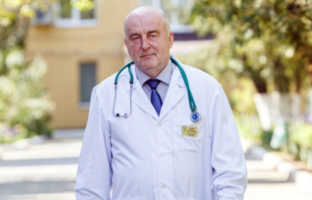 Директор Закарпатського Центру легеневих хвороб відзначили медаллю “За працю і звитягу”