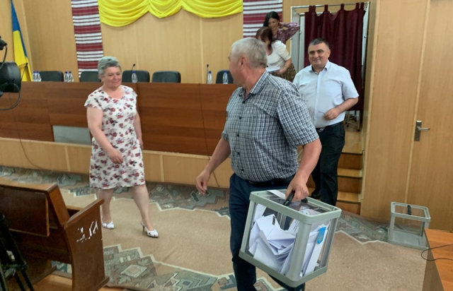 Мукачево, районна рада, рішення, прийняття, Михайло Лабош