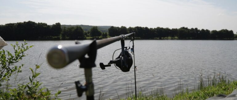 Назва – ТОП-5 озер Закарпаття для затятих рибалок