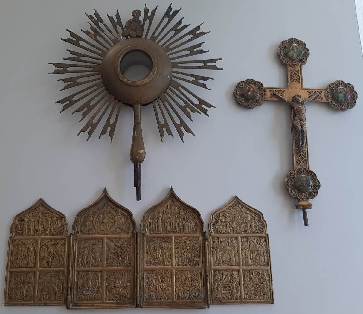 Конфісковане церковне начиння на Закарпатті: тепер духовні раритети зберігатимуться у Народному музеї історії України