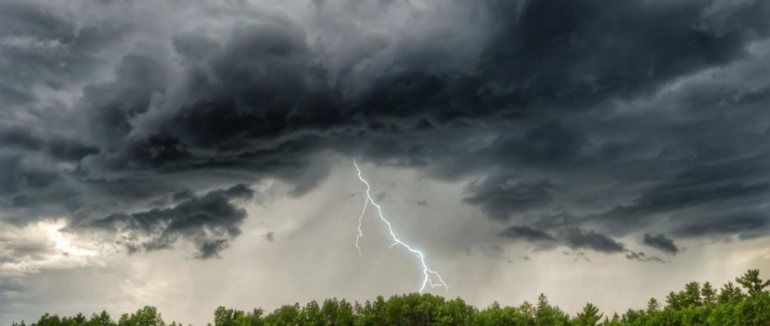 На Закарпатську область насуваються грози