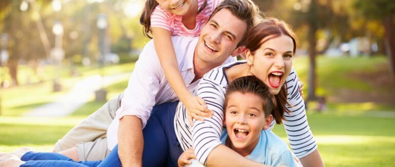 Ненудні канікули: що подивитися з дитиною вдома цього літа