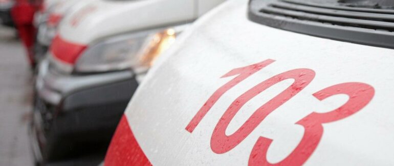 Переламані ноги, руки та спина: у Миколаївській області 12-річна дівчинка випала з вікна