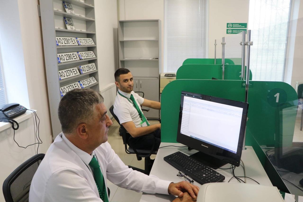 У Берегові запрацював сервісний центр МВС