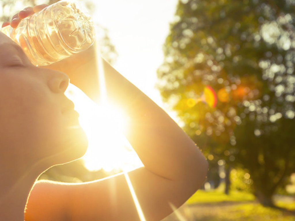 На Закарпаття знову повертається спекотна погода