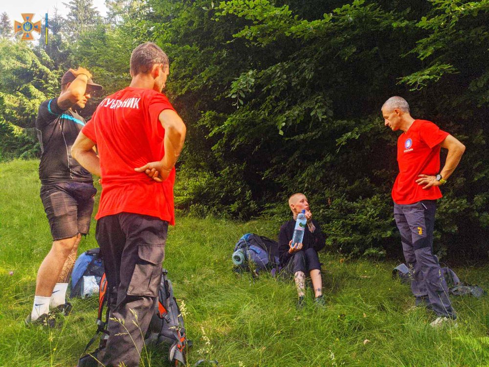 У туристки погіршилося самопочуття: на Закарпатті рятувальники допомогли жительці Тернополя