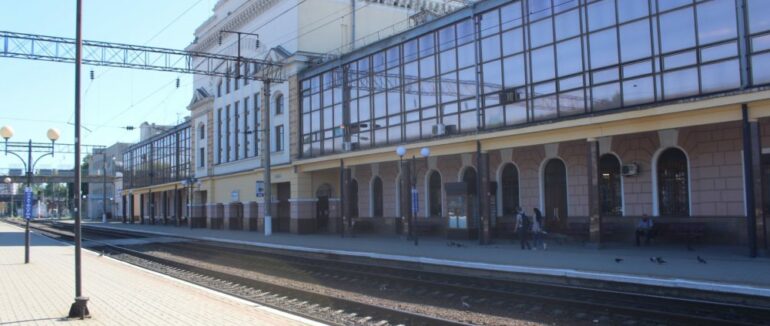 Пологи у поїзді: жінка, яка їхала до Ужгорода народила сина