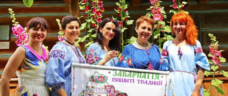 Вишита карта Закарпаття: Ужгородський скансен отримав унікальний подарунок