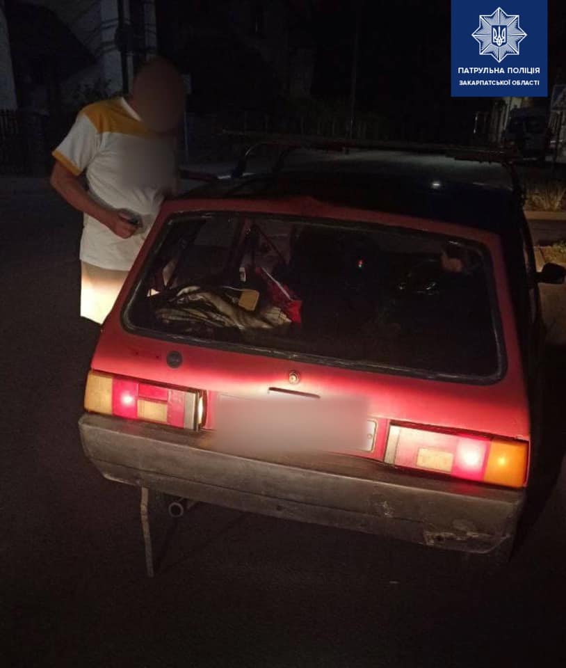 Вчинив ДТП і зник: на Ужгородщині патрульні розшукали водія-винуватця