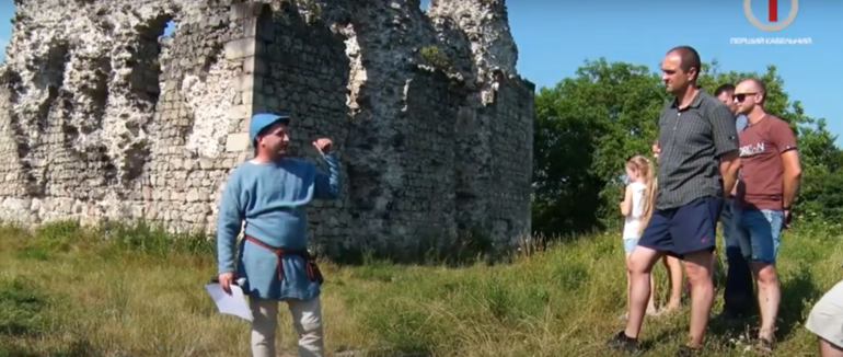 Історія по-новому: на Ужгородщині розповіли про Середнянський замок (ФОТО; ВІДЕО)