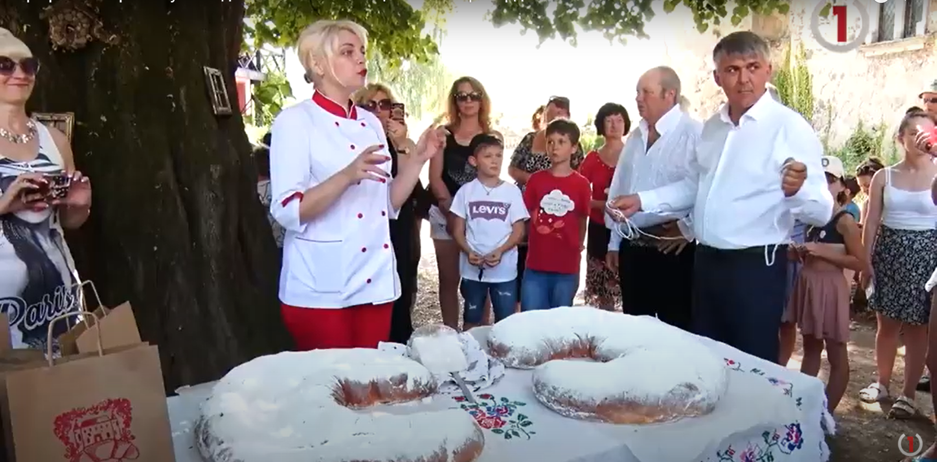 «Графський кіфлик»:  у Чинадієві встановили національний рекорд (ФОТО; ВІДЕО)