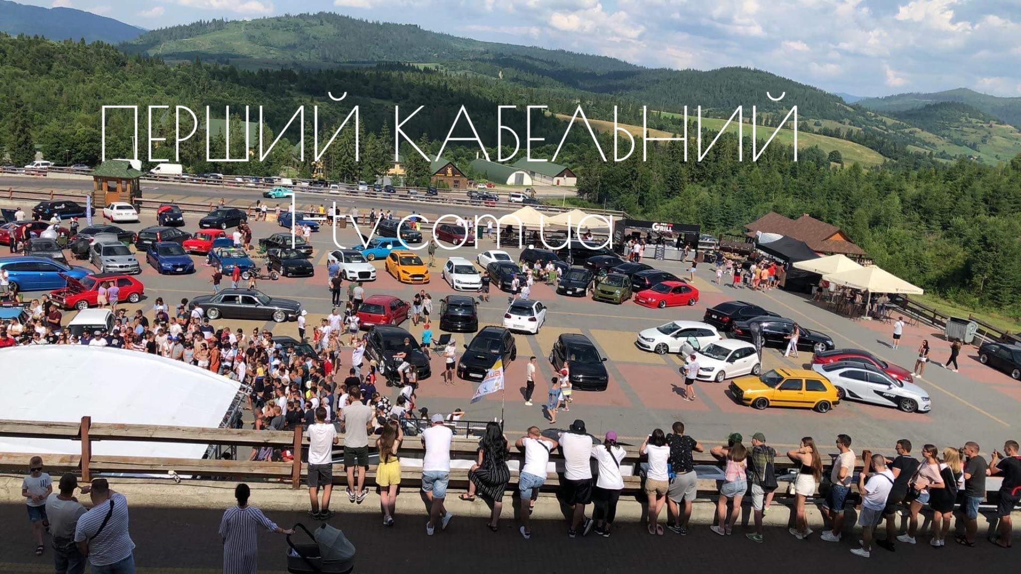 Дріфт по-львівськи: автофестиваль Leocult всьоме зібрав круті тачки з усієї країни (Ексклюзивні фото та відео)