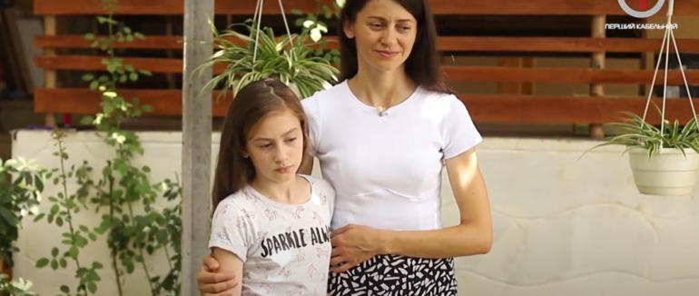 Взяли відразу двох: перша на Закарпатті патронатна сім’я взяла під опіку діток (ФОТО; ВІДЕО)