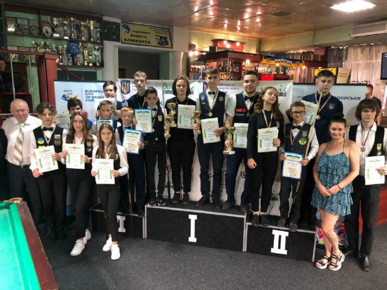 На Чемпіонаті України з більярдного спорту серед юніорів закарпатці посіли призові місця