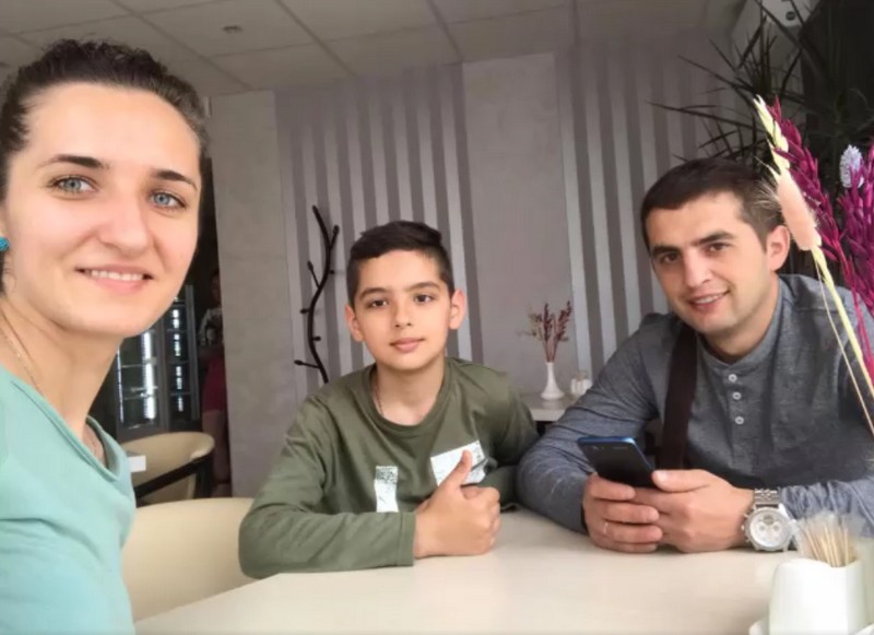 Моторошна ДТП із закарпатцями за кордоном: опубліковані кадри найбільш постраждалої сім`ї