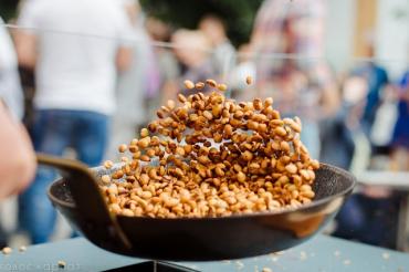 Ароматний чемпіонат: в Ужгороді вперше змагались по обсмажуванню кави