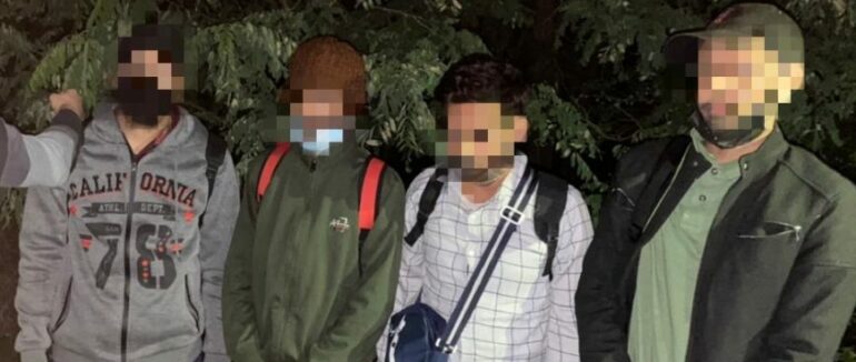 Чотири громадянина Індії намагалися незаконно перетнути українсько-угорський кордон