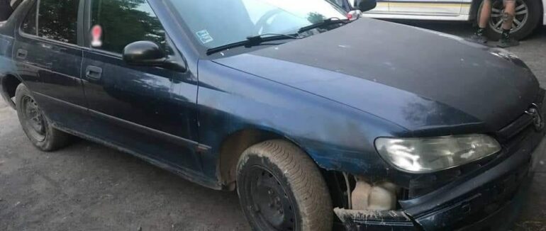 Автопригода в Ужгороді: неповнолітній вчинив ДТП та втік з місця події