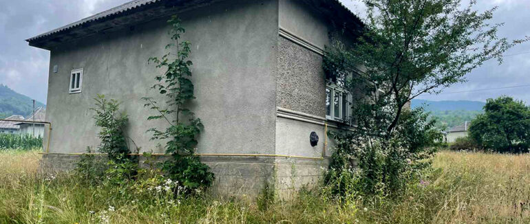 Подробиці від закарпатських рятувальників про пожежу у селі Лисичева Хустського району