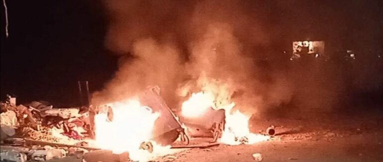 В Ужгороді вночі невідомі підпалили сміттєвий бак