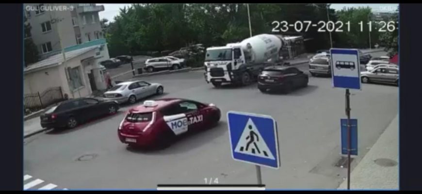 Розлив бетон на дорогу: в Ужгороді водій вантажівки понесе відповідальність