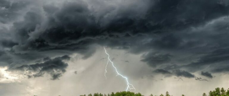 На Закарпаття насуваються грози