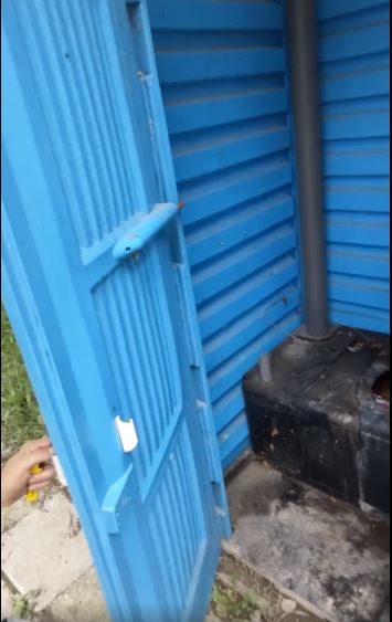 В якому стані біотуалет у центрі міста Виноградів