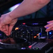 Радіо Захід ФМ+ стає ближчим до Вас