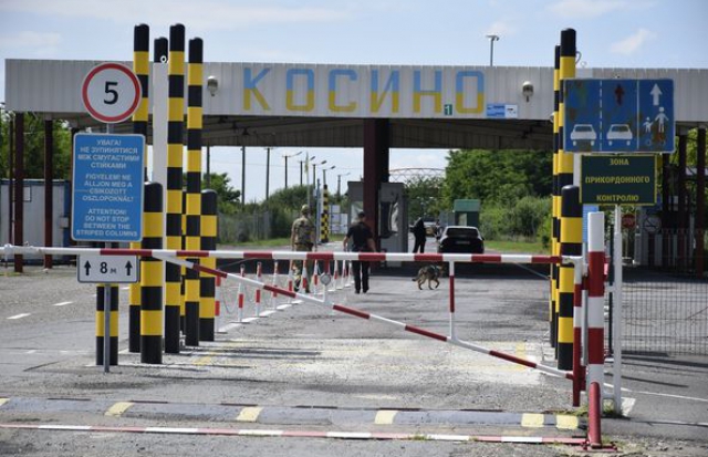 Українсько-угорський кордон призупиняє пропуск осіб та транспортних засобів до 30 липня