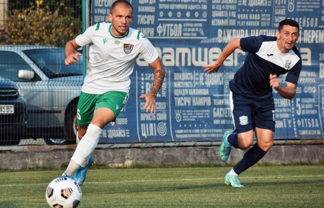 “Минай” переміг “Ужгород”: закарпатські команди провели товариський матч