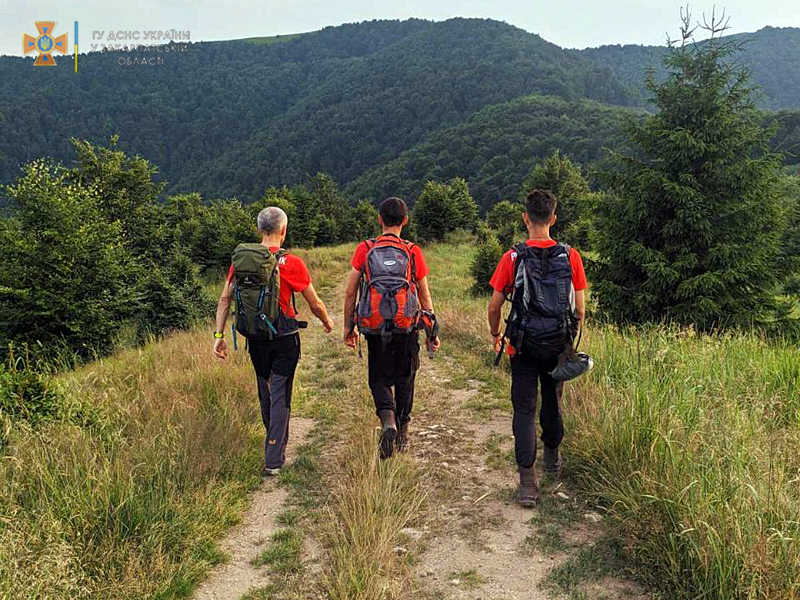 Пошукові роботи в горах: протягом вихідних закарпатські рятувальники виїжджали чотири рази до туристів