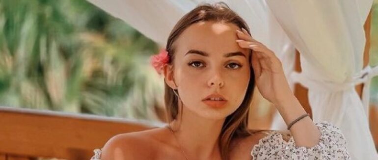 Закарпатська блогерка заробила 250 тисяч гривень на своїх підписниках