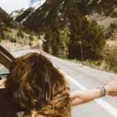 Подорожі роблять людей щасливішими: топ-7 переваг мандрівок