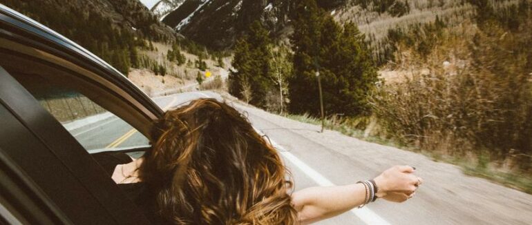 Подорожі роблять людей щасливішими: топ-7 переваг мандрівок