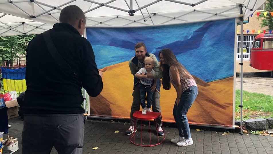 Ужгород, фото патріота, ужгородці, благодійна акція