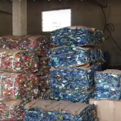 Підзаробити на відходах: як в Тячеві функціонує пункт прийому вторинної сировини (ВІДЕО)