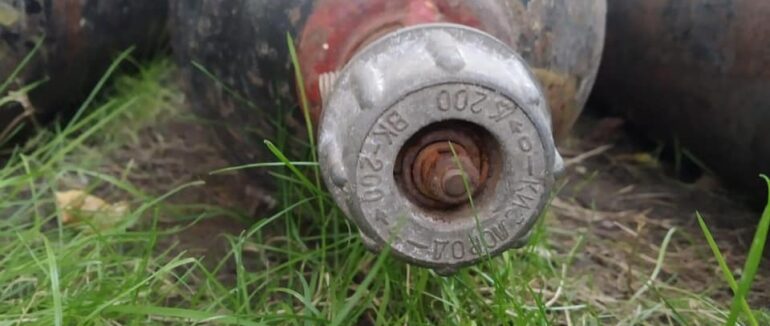 Пограбування з проникненням на Рахівщині: зловмиснику загрожує від 3 до 6 років ув’язнення