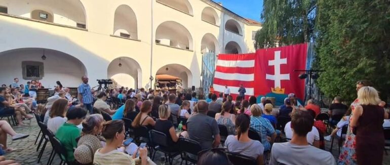 Події часів князя Федора Корятовича: у Мукачівському замку представили видовищну сценічну версію