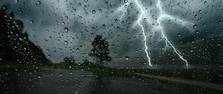 Штормове попередження: на Закарпатті очікуються значні дощі та грози
