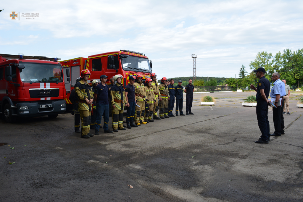 рятувальники, ДСНС, тренування, пожежа, міжнародний аеропорт, Ужгород