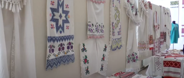 «Незалежна» виставка: три десятки майстрів привітали Україну з 30-тим Днем Народження (ФОТО; ВІДЕО)