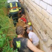 На Закарпатті засипало ґрунтом трьох людей: одна жінка загинула на місці