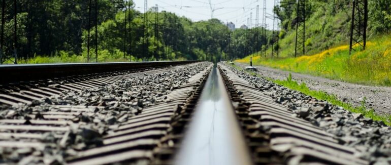 Потяг, який прямував до Сваляви збив п’яного чоловіка