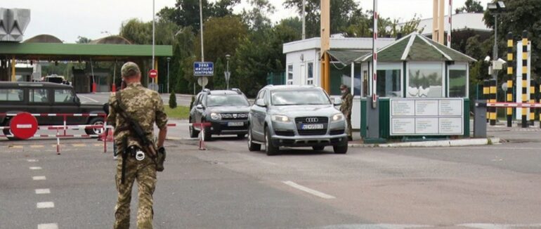 На КПП” Тиса” діти влаштували справжнє шоу: відео, яке облетіло фейсбук